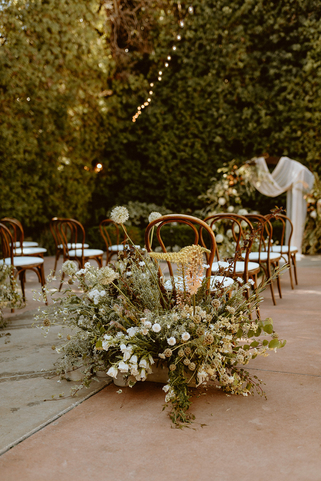 Habitat-Friendly Floristry Guidebook